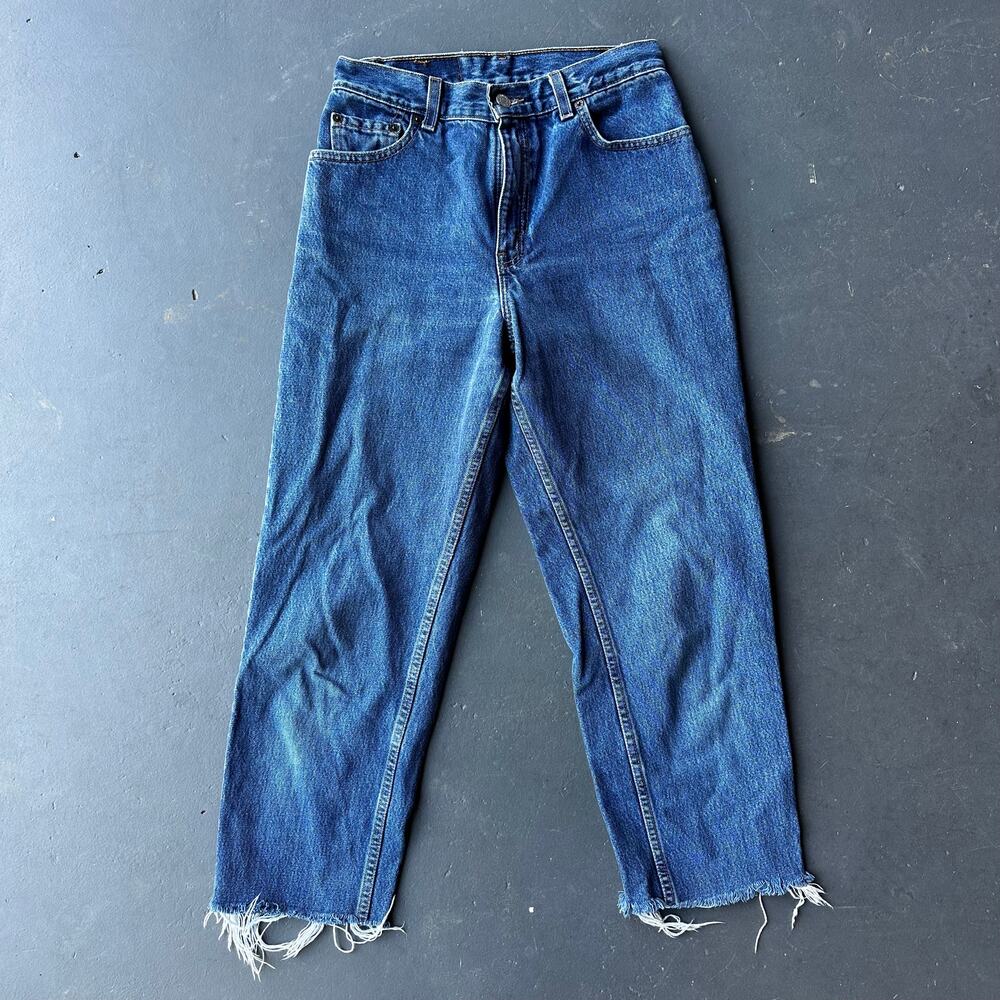 Vintage Levi’s 550 Jeans Women 27 Blue Relaxed Fit High Rise Raw Hem Mom Jeans